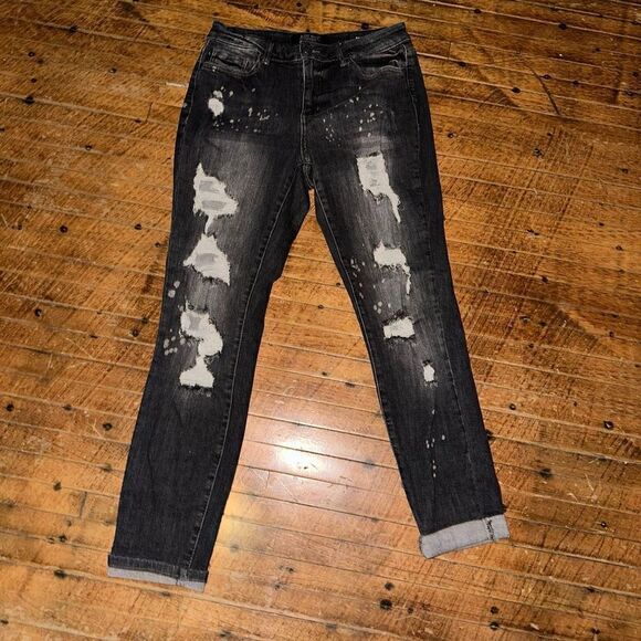 Judy Blue Denim - Judy Blue boyfriend slouchy distressed stretchy 5/27 boutique jeans